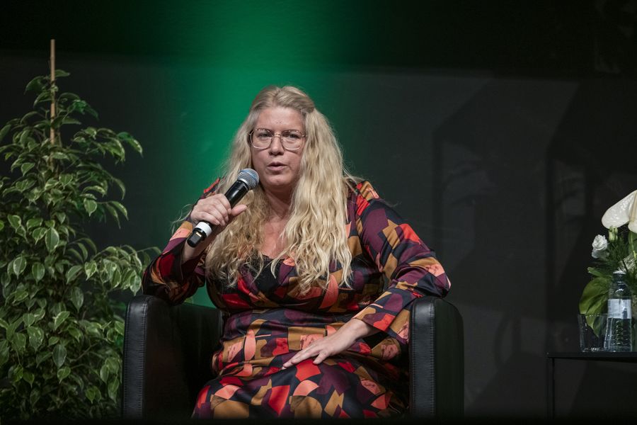 Vanessa Weber auf der Bühne des RhAInland Day 2025